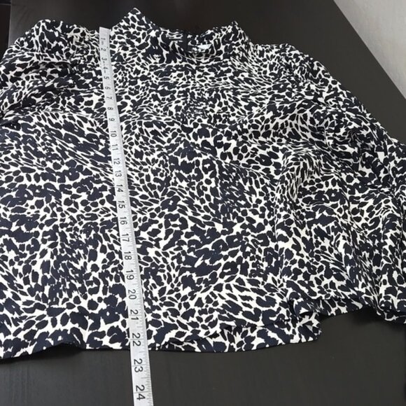 Zara Animal Print Long Sleeve Lightweight Black and White Women's Top Size XL - Picture 15 of 15